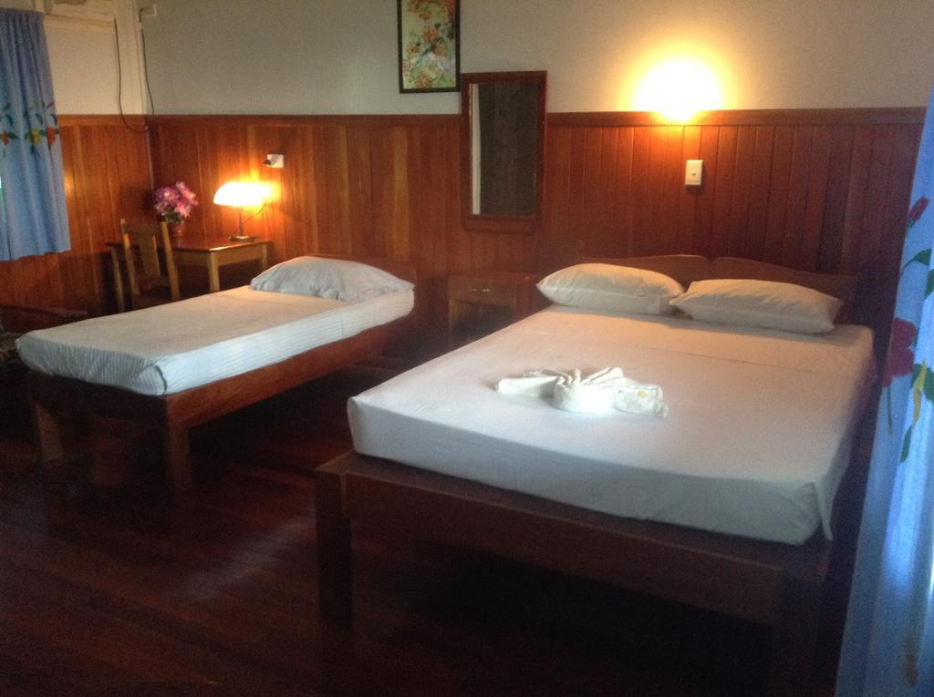 Rekona Lodge Gizo Kamer foto