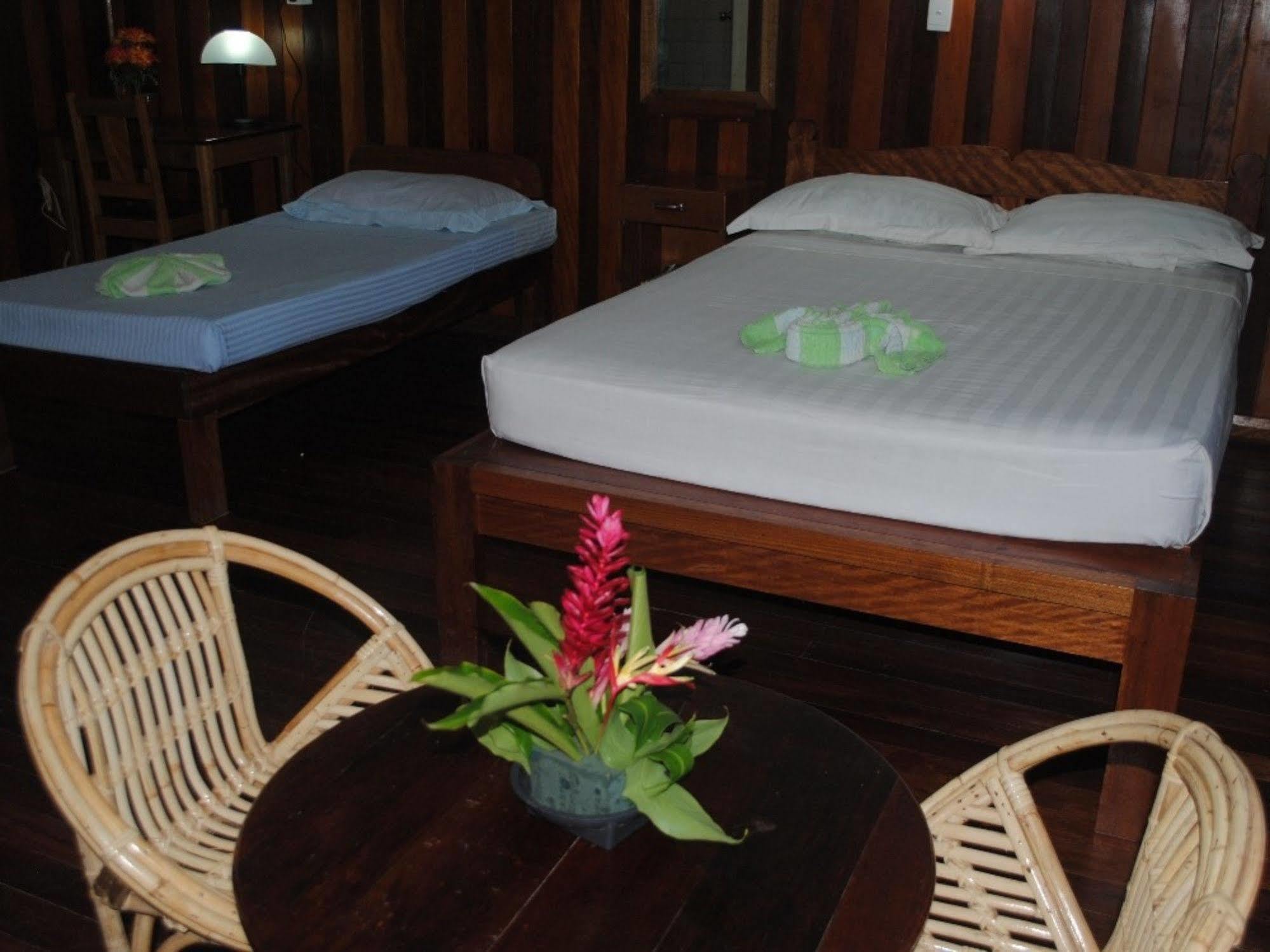 Rekona Lodge Gizo Buitenkant foto