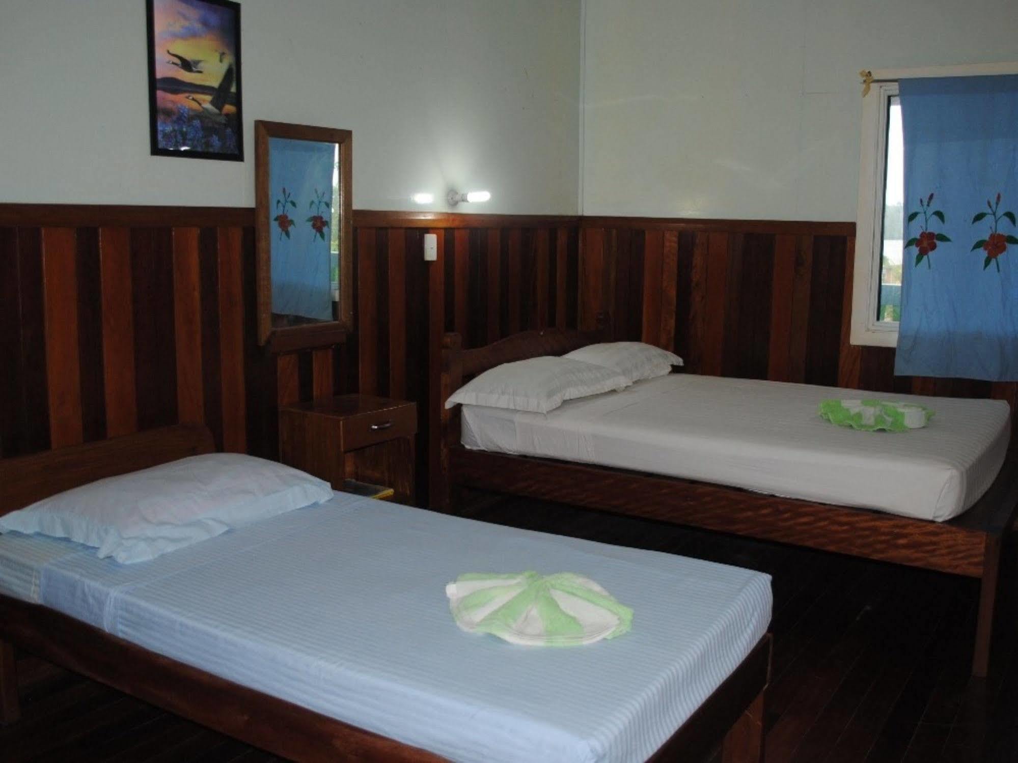 Rekona Lodge Gizo Buitenkant foto