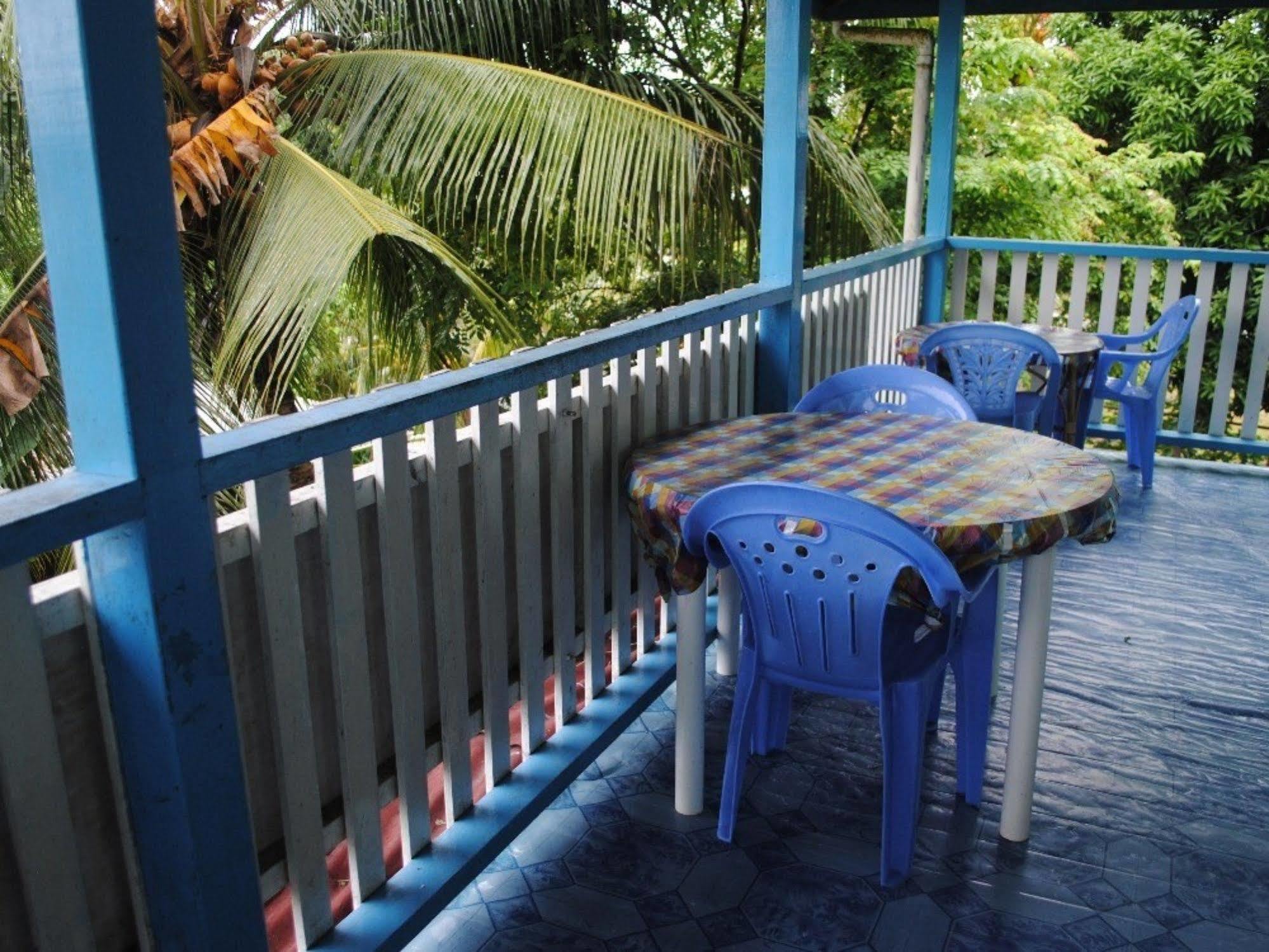 Rekona Lodge Gizo Buitenkant foto