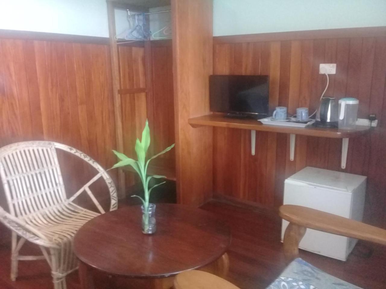 Rekona Lodge Gizo Buitenkant foto